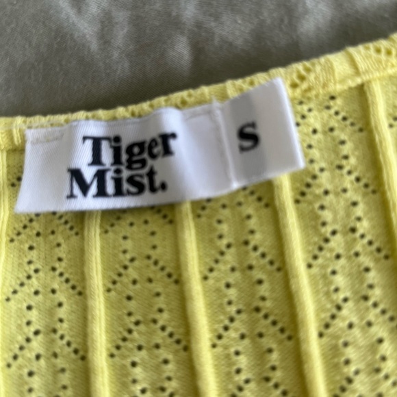 TIGER MIST CROPPED LACE YELLOW CARDIGAN - Picture 3 of 5